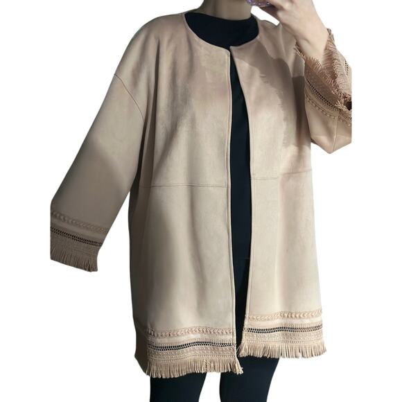 Zara jacket, boho chic and Coachella vibes! Size L never worn. Fringe - Picture 2 of 11